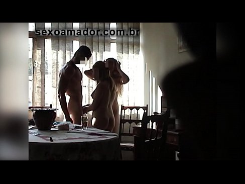 ❤️ ലൈംഗികസുഹൃത്തുക്കൾ ഒരു ഭീമാകാരനെയും അവനോടൊപ്പം ഒരു മൂന്നുപേരെയും ക്ഷണിക്കുന്നു ❤️ ക്വാളിറ്റി സെക്സ് ഞങ്ങളിൽ ❌